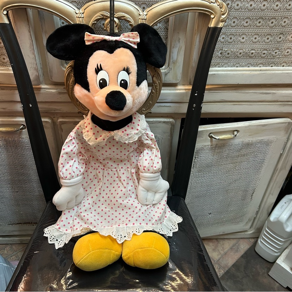 Minnie Mouse plush P.J storage holder 25" long floppy vintage Walt Disney READ